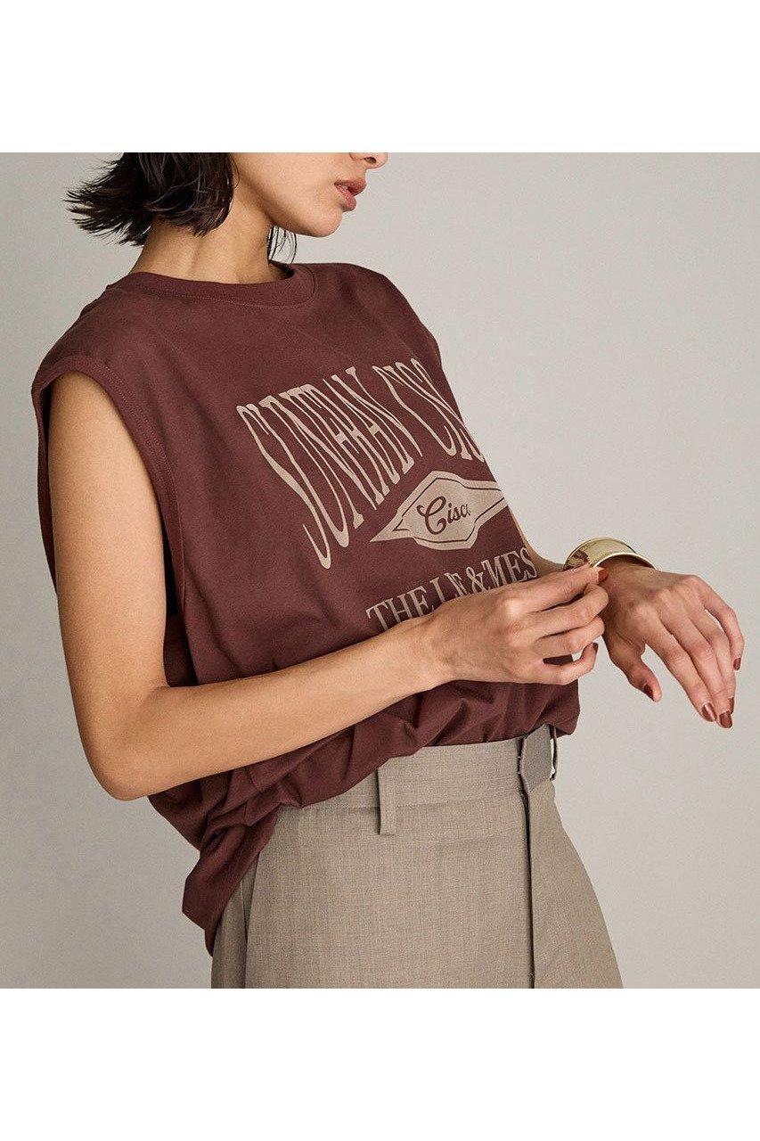 【ブリル/BRILL】のJ.J. mercerノースリーブ インテリア・キッズ・メンズ・レディースファッション・服の通販 founy(ファニー) 　ファッション　Fashion　レディースファッション　Fashion for Women　トップス・カットソー　Cut & Sew Tops　キャミソール&ノースリーブ　Camisoles & Sleeveless Tops　シャツ・ブラウス・オフィスカジュアル　Elegant Blouses & Button-Ups　ロングTシャツ・Tシャツ　Longline T-Shirts & Tees　カットソー・ベーシックTシャツ　Cut-and-Sewn Tops / Stretch Tees & Basics　インナー　Innerwear　キャミソール　Camisole, Spaghetti Strap Top　タンク　Tank Top, Sleeveless Top　ノースリーブ　Sleeveless, No-Sleeve　プリント　Print, Printed Pattern　ヴィンテージ　Vintage Style　再入荷　Restock / Back in Stock　ブラウン|ID: prp329100004551011 ipo3291000000032164362