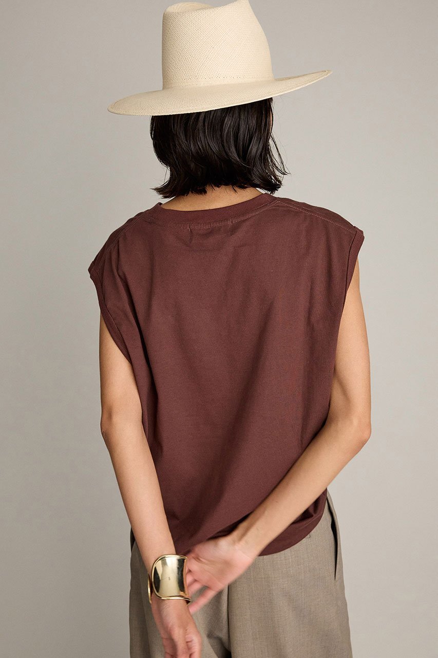 【ブリル/BRILL】のJ.J. mercerノースリーブ 人気、トレンドファッション・服の通販 founy(ファニー) 　ファッション　Fashion　レディースファッション　Fashion for Women　トップス・カットソー　Cut & Sew Tops　キャミソール&ノースリーブ　Camisoles & Sleeveless Tops　シャツ・ブラウス・オフィスカジュアル　Elegant Blouses & Button-Ups　ロングTシャツ・Tシャツ　Longline T-Shirts & Tees　カットソー・ベーシックTシャツ　Cut-and-Sewn Tops / Stretch Tees & Basics　インナー　Innerwear　キャミソール　Camisole, Spaghetti Strap Top　タンク　Tank Top, Sleeveless Top　ノースリーブ　Sleeveless, No-Sleeve　プリント　Print, Printed Pattern　ヴィンテージ　Vintage Style　再入荷　Restock / Back in Stock　other-4|ID: prp329100004551011 ipo3291000000032164368