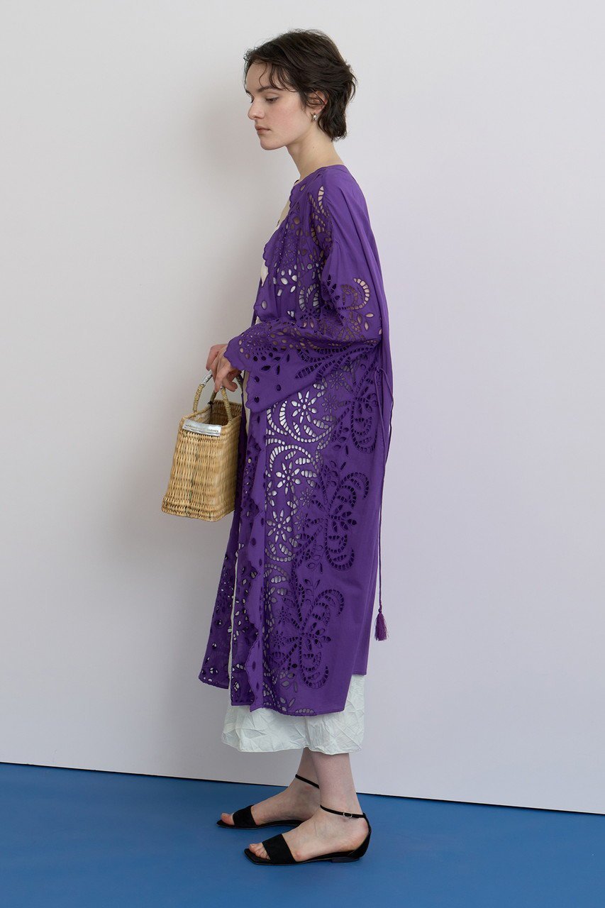【ハウス オブ ロータス/HOUSE OF LOTUS】のシフリー刺繍ロングガウン 人気、トレンドファッション・服の通販 founy(ファニー) 　ファッション　Fashion　レディースファッション　Fashion for Women　トップス・カットソー　Cut & Sew Tops　シャツ・ブラウス・オフィスカジュアル　Elegant Blouses & Button-Ups　ガウン　Gown, Robe　シンプル　Simple, Minimal　スカラップ　Scallop, Scalloped Edge　スリーブ　Sleeve, Long Sleeve / Short Sleeve　タッセル　Tassel, Fringe　ボタニカル　Botanical, Floral Pattern　レース　Lace, Lace Fabric　ロング　Long, Long-Length　ワーク　Workwear, Utility Style　other-3|ID: prp329100004559120 ipo3291000000032296480