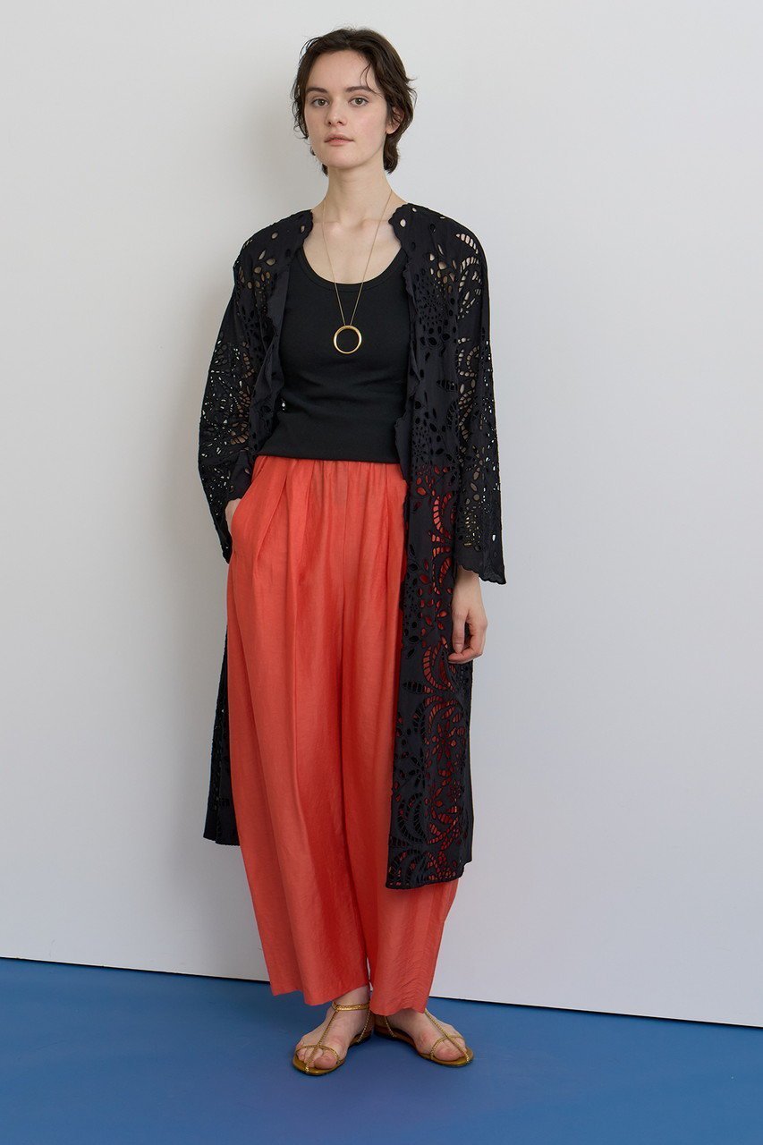 【ハウス オブ ロータス/HOUSE OF LOTUS】のシフリー刺繍ロングガウン 人気、トレンドファッション・服の通販 founy(ファニー) 　ファッション　Fashion　レディースファッション　Fashion for Women　トップス・カットソー　Cut & Sew Tops　シャツ・ブラウス・オフィスカジュアル　Elegant Blouses & Button-Ups　ガウン　Gown, Robe　シンプル　Simple, Minimal　スカラップ　Scallop, Scalloped Edge　スリーブ　Sleeve, Long Sleeve / Short Sleeve　タッセル　Tassel, Fringe　ボタニカル　Botanical, Floral Pattern　レース　Lace, Lace Fabric　ロング　Long, Long-Length　ワーク　Workwear, Utility Style　other-7|ID: prp329100004559120 ipo3291000000034952357