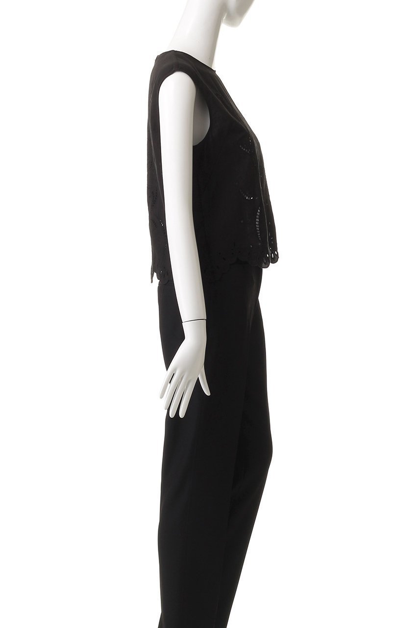 【ベイジ,/BEIGE,】のGALLERIA / コットンエンブロイダリーノースリーブブラウス/ 人気、トレンドファッション・服の通販 founy(ファニー) 　ファッション　Fashion　レディースファッション　Fashion for Women　トップス・カットソー　Cut & Sew Tops　キャミソール&ノースリーブ　Camisoles & Sleeveless Tops　シャツ・ブラウス・オフィスカジュアル　Elegant Blouses & Button-Ups　おすすめ　Recommended / Our Picks　コンパクト　Compact, Small Size　ダウン　Down, Puffer　デニム　Denim, Jeans Material　ノースリーブ　Sleeveless, No-Sleeve　ボックス　Boxy, Box Shape　ワイド　Wide, Wide Fit　エレガント 上品　Elegant　夏　Summer　春　Spring　S/S・春夏　SS, Spring/Summer, Warm Season　other-3|ID: prp329100004559133 ipo3291000000035612967