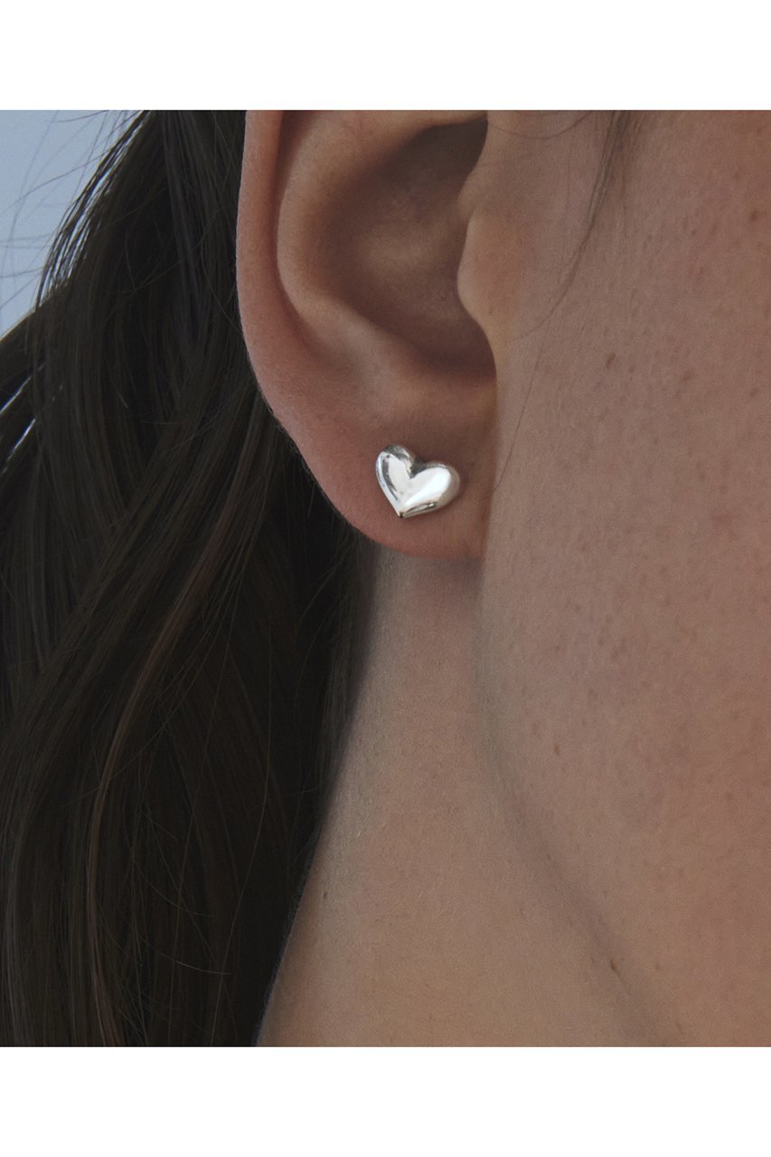【クイップ クエイント/quip queint】のchunky heart stud ピアス 人気、トレンドファッション・服の通販 founy(ファニー) 　ファッション　Fashion　レディースファッション　Fashion for Women　ジュエリー　Jewelry　ファッションリング　Fashion Rings　イヤリング・フープ・ドロップタイプ　Hoop, Drop & Clip Earrings　なめらか　Smooth, Silky Texture　イヤリング　Earrings　クール　Cool, Chic　シルバー　Silver, Metallic Silver　シンプル　Simple, Minimal　スウェット / スエット　Sweatshirt, Sweatwear　タンク　Tank Top, Sleeveless Top　フォルム　Silhouette, Form　モチーフ　Motif, Design Theme　other-2|ID: prp329100004560495 ipo3291000000032243938