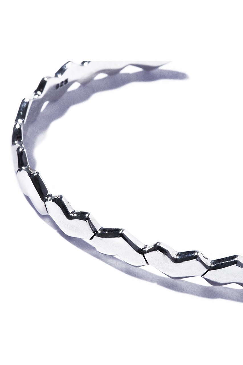 【クイップ クエイント/quip queint】のoff mind バングル 人気、トレンドファッション・服の通販 founy(ファニー) 　ファッション　Fashion　レディースファッション　Fashion for Women　ジュエリー　Jewelry　チェーン＆カフブレスレット　Cuff & Chain Bracelets　バングル・カフブレスレット　Bangles & Cuff Bracelets　シルバー　Silver, Metallic Silver　バングル　Bangle, Bracelet　フォルム　Silhouette, Form　モダン　Modern, Contemporary　other-3|ID: prp329100004560504 ipo3291000000035758983