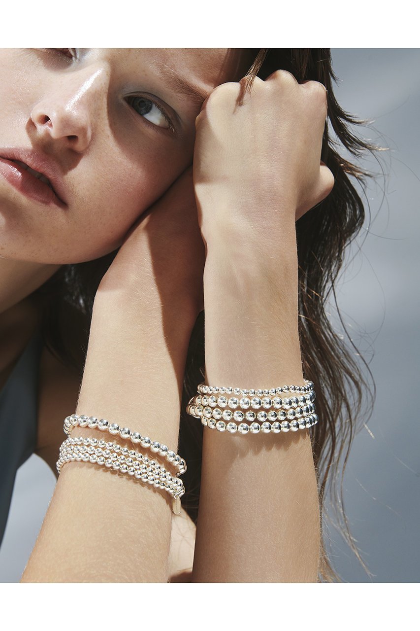 【クイップ クエイント/quip queint】のthree bowling ブレスレット S 人気、トレンドファッション・服の通販 founy(ファニー) 　ファッション　Fashion　レディースファッション　Fashion for Women　ジュエリー　Jewelry　チェーン＆カフブレスレット　Cuff & Chain Bracelets　バングル・カフブレスレット　Bangles & Cuff Bracelets　シルバー　Silver, Metallic Silver　シンプル　Simple, Minimal　デニム　Denim, Jeans Material　ブレスレット　Bracelet, Wristband　モダン　Modern, Contemporary　other-5|ID: prp329100004560507 ipo3291000000035759001