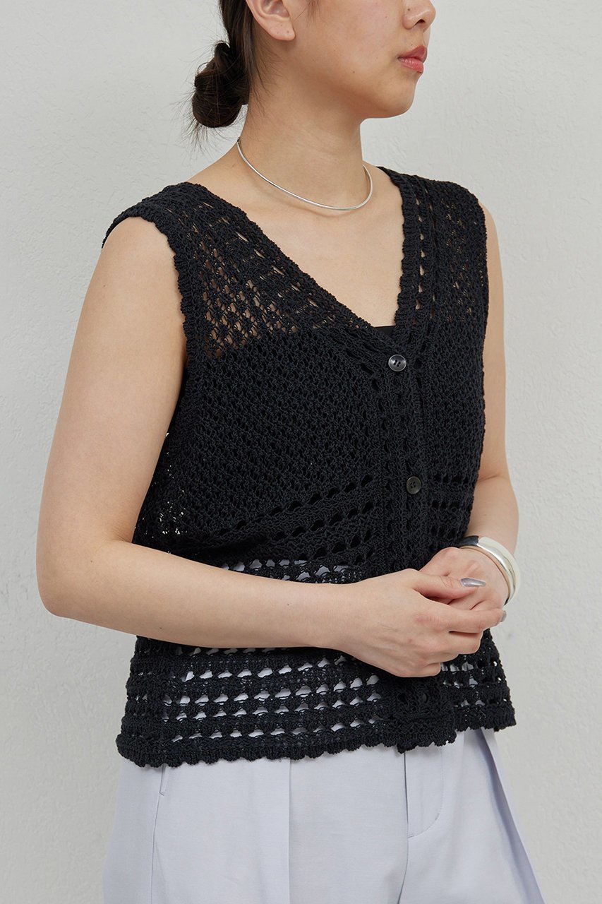 【ガリャルダガランテ/GALLARDAGALANTE】の【HERITANOVUM】レースニットベスト 人気、トレンドファッション・服の通販 founy(ファニー) 　ファッション　Fashion　レディースファッション　WOMEN　アウター　Coat Outerwear　ジャケット　Jackets　おすすめ　Recommend　ジャケット　Jacket　スタンダード　Standard　デニム　Denim　フェミニン　Feminine　ベスト　Vest　レース　Race　NEW・新作・新着・新入荷　New Arrivals　other-5|ID: prp329100004560538 ipo3291000000032244215