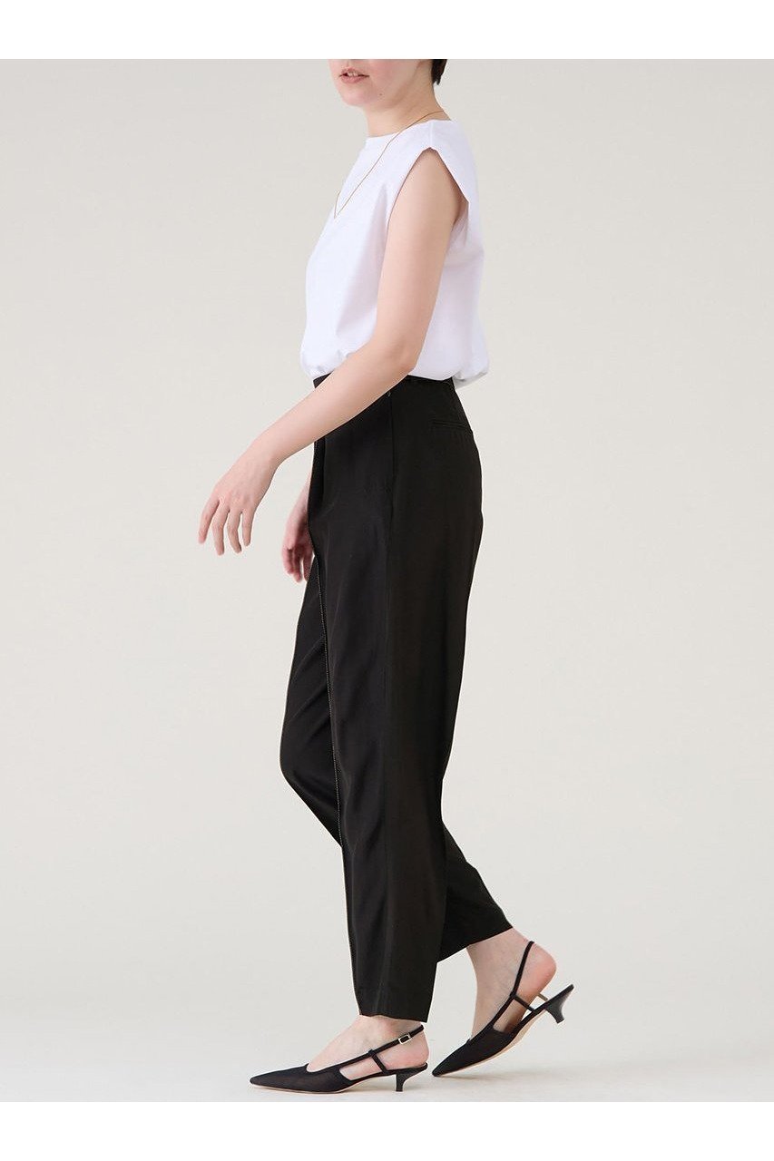 【マルティニーク/martinique】のシルキーファイユバレルパンツ 人気、トレンドファッション・服の通販 founy(ファニー) 　ファッション　Fashion　レディースファッション　WOMEN　パンツ　Pants　おすすめ　Recommend　セットアップ　Set Up　リラックス　Relax　夏　Summer　NEW・新作・新着・新入荷　New Arrivals　春　Spring　S/S・春夏　Ss・Spring/Summer　other-5|ID: prp329100004562039 ipo3291000000032256959