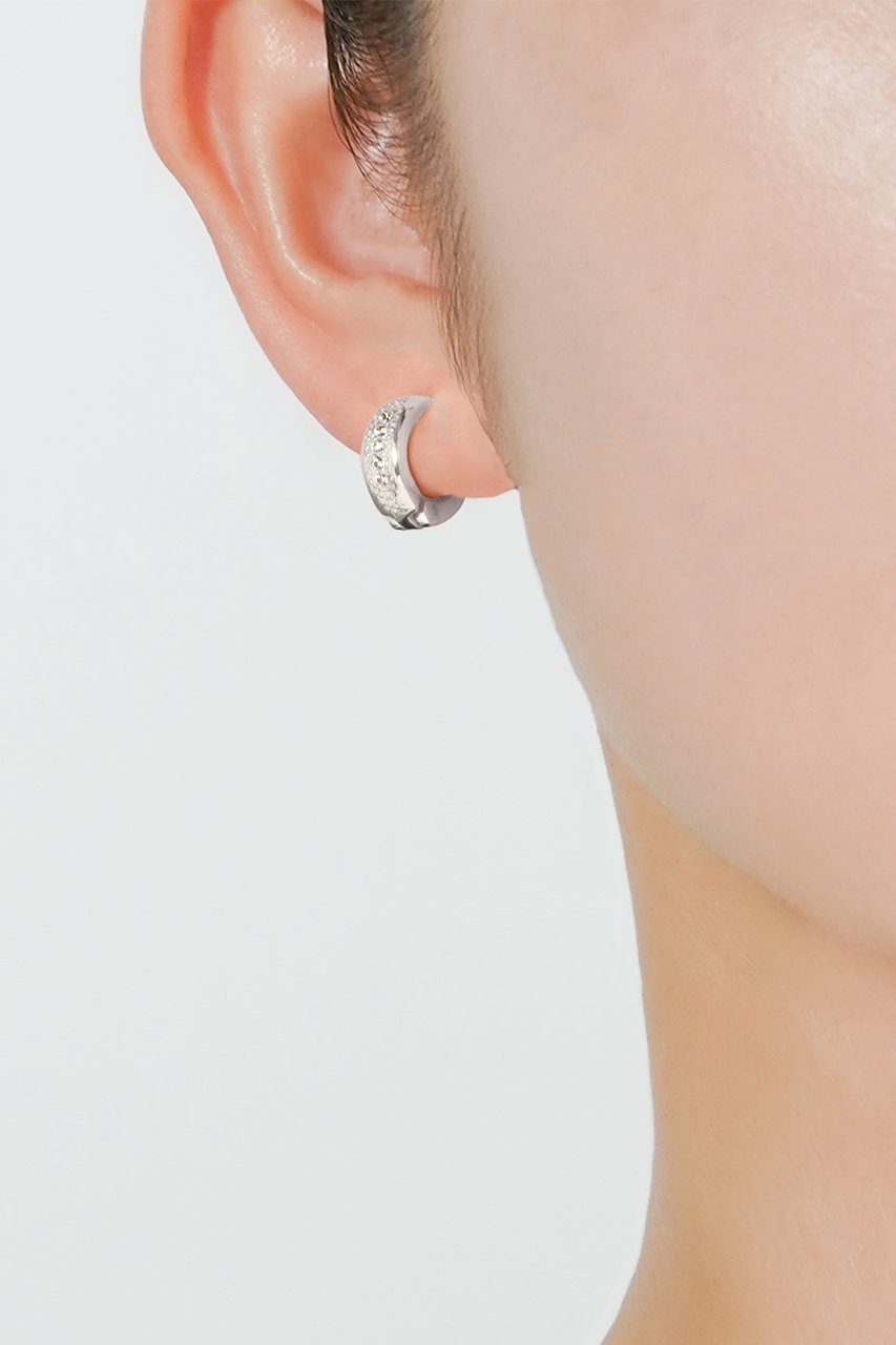 【アヤミ ジュエリー/AYAMI jewelry】のBold Pave イヤリング 人気、トレンドファッション・服の通販 founy(ファニー) 　ファッション　Fashion　レディースファッション　Fashion for Women　ジュエリー　Jewelry　ファッションリング　Fashion Rings　イヤリング・フープ・ドロップタイプ　Hoop, Drop & Clip Earrings　おすすめ　Recommended / Our Picks　イヤリング　Earrings　シンプル　Simple, Minimal　テクスチャー　Texture, Textured Fabric　リバーシブル　Reversible, Two-Sided　エレガント 上品　Elegant　other-4|ID: prp329100004562043 ipo3291000000035764219