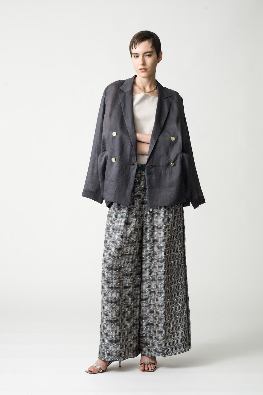 【エブール/ebure】のラミーツイル アンコンジャケット 人気、トレンドファッション・服の通販 founy(ファニー) 　ファッション　Fashion　レディースファッション　Fashion for Women　アウター　Coat / Outerwear Collection　レディースジャケット・軽アウター　Jackets　2025年　2025　2025-2026秋冬・A/W　Autumn/Winter 2025–26 AW25–26　おすすめ　Recommended / Our Picks　ジャケット　Jacket, Outerwear　ダブル　Double, Double-Breasted　バランス　Balance, Style Balance　パッチ　Patch, Appliqué　ポケット　Pocket, Pocket Detail　エレガント 上品　Elegant　今季　This Season, Current Season　A/W・秋冬　Autumn/Winter　other-8|ID: prp329100004563495 ipo3291000000032321604