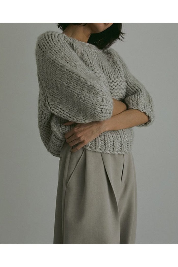 【エトレトウキョウ/ETRE TOKYO】のブラッシュドハーフスリーブハンドニットプルオーバー インテリア・キッズ・メンズ・レディースファッション・服の通販 founy(ファニー) https://founy.com/ ファッション Fashion レディースファッション Fashion for Women トップス・カットソー Cut & Sew Tops ニット Knit Tops & Sweaters カジュアルプルオーバー・ニットトップス Pullovers & Knit Tops / Casual Pullovers ウォーム Warm Fabric コンパクト Compact, Small Size スリーブ Sleeve, Long Sleeve / Short Sleeve フロント Front, Front Design ミドル Middle Length, Mid Height 今季 This Season, Current Season 手編み Hand-Knitted, Handmade Knit 秋 Autumn |ID: prp329100004563507 ipo3291000000033936089