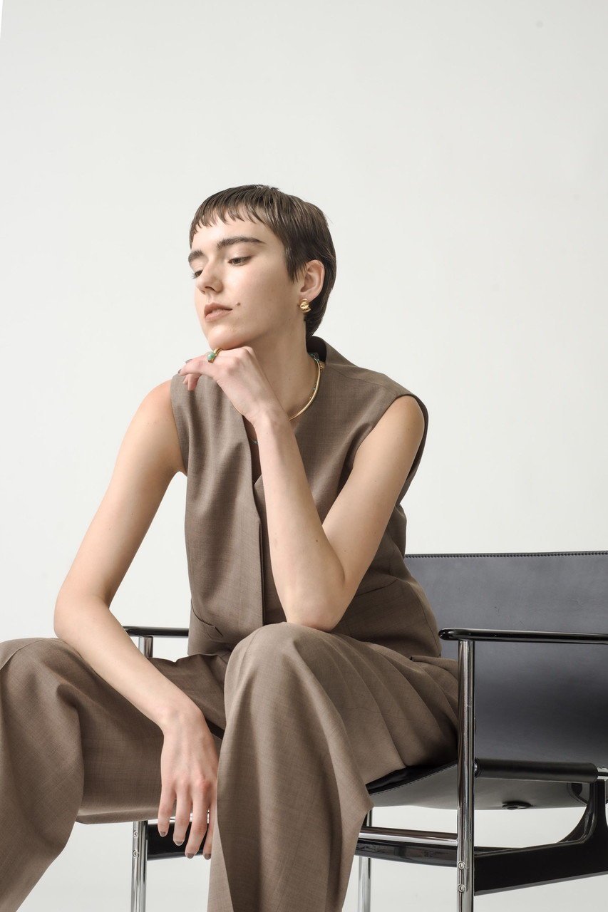 【エブール/ebure】のクリアウール ジレ 人気、トレンドファッション・服の通販 founy(ファニー) 　ファッション　Fashion　レディースファッション　Fashion for Women　アウター　Coat / Outerwear Collection　レディースジャケット・軽アウター　Jackets　2025年　2025　2025-2026秋冬・A/W　Autumn/Winter 2025–26 AW25–26　おすすめ　Recommended / Our Picks　インナー　Innerwear　キャミ　Camisole, Cami Top　シェイプ　Shape, Slim Fit　ジャケット　Jacket, Outerwear　スタイリッシュ　Stylish, Fashionable　セットアップ　Set-Up, Coordinated Outfit　タンク　Tank Top, Sleeveless Top　ベスト　Vest, Waistcoat　マニッシュ　Mannish, Boyish　A/W・秋冬　Autumn/Winter　other-8|ID: prp329100004563513 ipo3291000000032321607