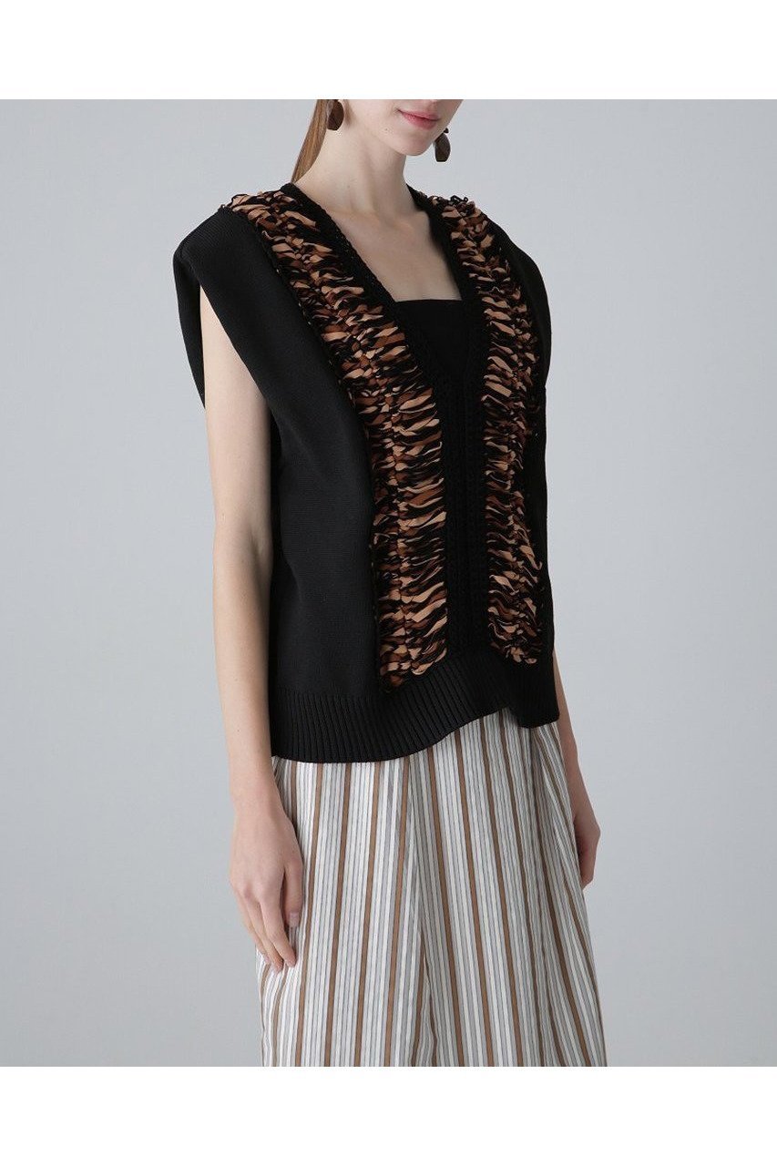【アドーア/ADORE】のテープヤーンニット インテリア・キッズ・メンズ・レディースファッション・服の通販 founy(ファニー) 　ファッション　Fashion　レディースファッション　WOMEN　トップス・カットソー　Tops/Tshirt　ニット　Knit Tops　プルオーバー　Pullover　フロント　Front　ベスト　Vest　レース　Race　再入荷　Restock/Back In Stock/Re Arrival　ブラック|ID: prp329100004563514 ipo3291000000032271392