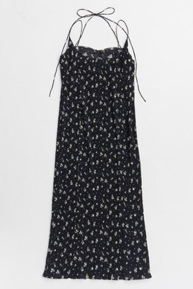 【メゾンスペシャル/MAISON SPECIAL】のSmall Flower Pleated Dress/スモールフラワープリーツワンピース 人気、トレンドファッション・服の通販 founy(ファニー) ファッション Fashion レディースファッション WOMEN ワンピース Dress ドレス Party Dresses チュニック Tunic キャミワンピース Cami Dress クリスタル Crystal ストレッチ Stretch スニーカー Sneakers セットアップ Set Up タンク Tank チュニック Tunic プリント Print プリーツ Pleats リボン Ribbon ロング Long おすすめ Recommend 夏 Summer エレガント 上品 Elegant NEW・新作・新着・新入荷 New Arrivals |ID:prp329100004563641
