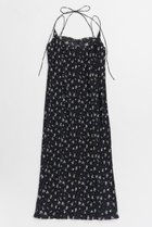 【メゾンスペシャル/MAISON SPECIAL】のSmall Flower Pleated Dress/スモールフラワープリーツワンピース 人気、トレンドファッション・服の通販 founy(ファニー) ファッション Fashion レディースファッション WOMEN ワンピース Dress ドレス Party Dresses チュニック Tunic キャミワンピース Cami Dress クリスタル Crystal ストレッチ Stretch スニーカー Sneakers セットアップ Set Up タンク Tank チュニック Tunic プリント Print プリーツ Pleats リボン Ribbon ロング Long 再入荷 Restock/Back In Stock/Re Arrival おすすめ Recommend 夏 Summer エレガント 上品 Elegant thumbnail BLK(ブラック)|ID: prp329100004563641 ipo3291000000032272329