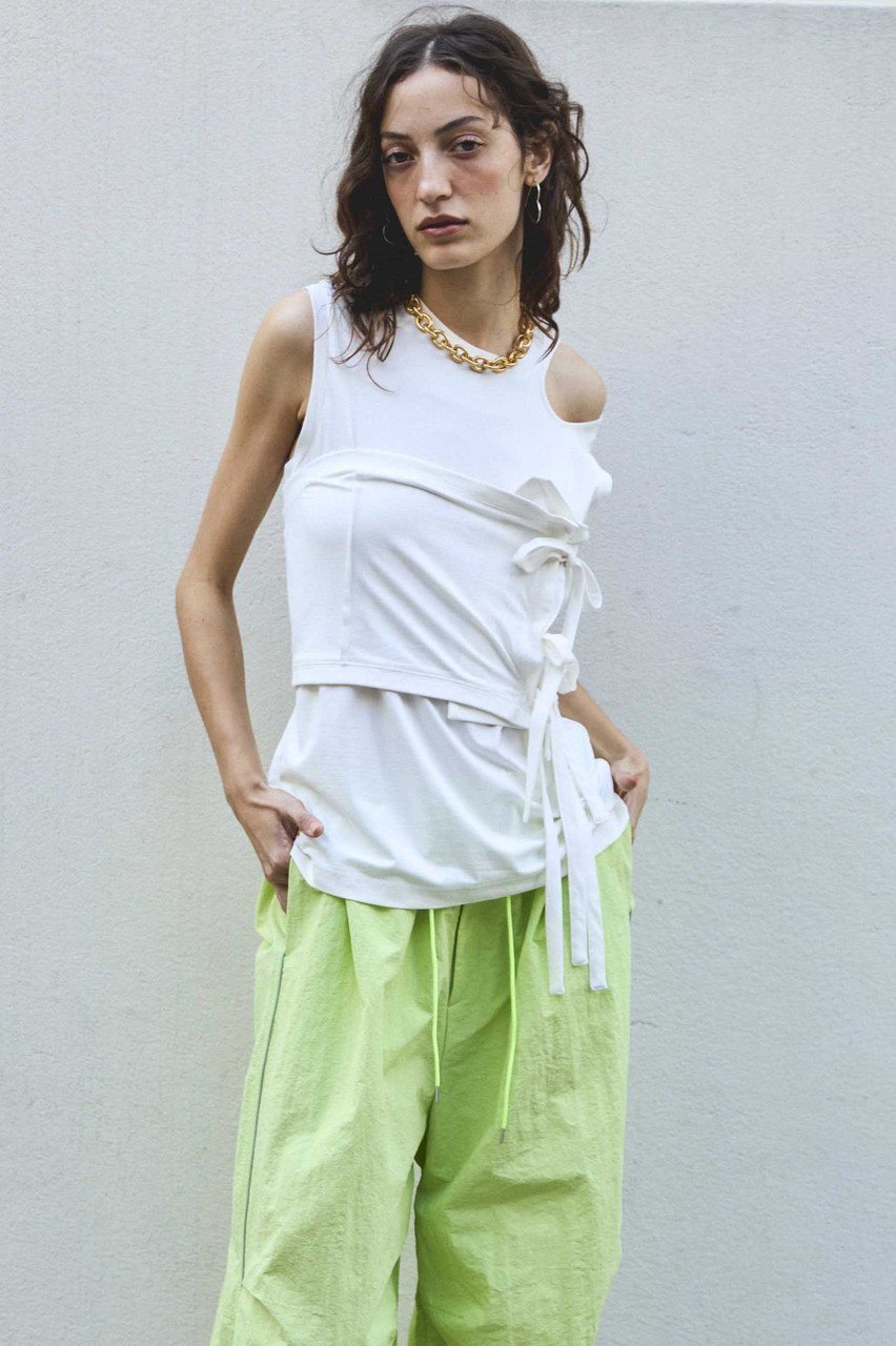 【メゾンスペシャル/MAISON SPECIAL】のRibbon Bare Sleeveless TEE/リボンベアノースリーブTEE 人気、トレンドファッション・服の通販 founy(ファニー) 　ファッション　Fashion　レディースファッション　WOMEN　トップス・カットソー　Tops/Tshirt　キャミソール / ノースリーブ　No Sleeves　シャツ/ブラウス　Shirts/Blouses　ロング / Tシャツ　T-Shirts　カットソー　Cut and Sewn　インナー　Inner　キャミソール　Camisole　シンプル　Simple　セットアップ　Set Up　タンク　Tank　ドレープ　Drape　ノースリーブ　No Sleeve　フェミニン　Feminine　リボン　Ribbon　ワーク　Work　NEW・新作・新着・新入荷　New Arrivals　other-3|ID: prp329100004563655 ipo3291000000032272445