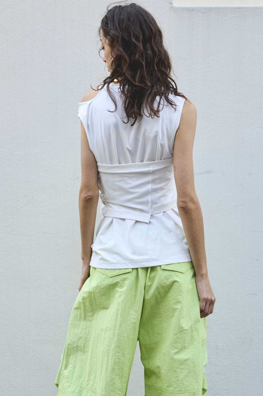【メゾンスペシャル/MAISON SPECIAL】のRibbon Bare Sleeveless TEE/リボンベアノースリーブTEE 人気、トレンドファッション・服の通販 founy(ファニー) 　ファッション　Fashion　レディースファッション　WOMEN　トップス・カットソー　Tops/Tshirt　キャミソール / ノースリーブ　No Sleeves　シャツ/ブラウス　Shirts/Blouses　ロング / Tシャツ　T-Shirts　カットソー　Cut and Sewn　インナー　Inner　キャミソール　Camisole　シンプル　Simple　セットアップ　Set Up　タンク　Tank　ドレープ　Drape　ノースリーブ　No Sleeve　フェミニン　Feminine　リボン　Ribbon　ワーク　Work　NEW・新作・新着・新入荷　New Arrivals　other-5|ID: prp329100004563655 ipo3291000000032272450