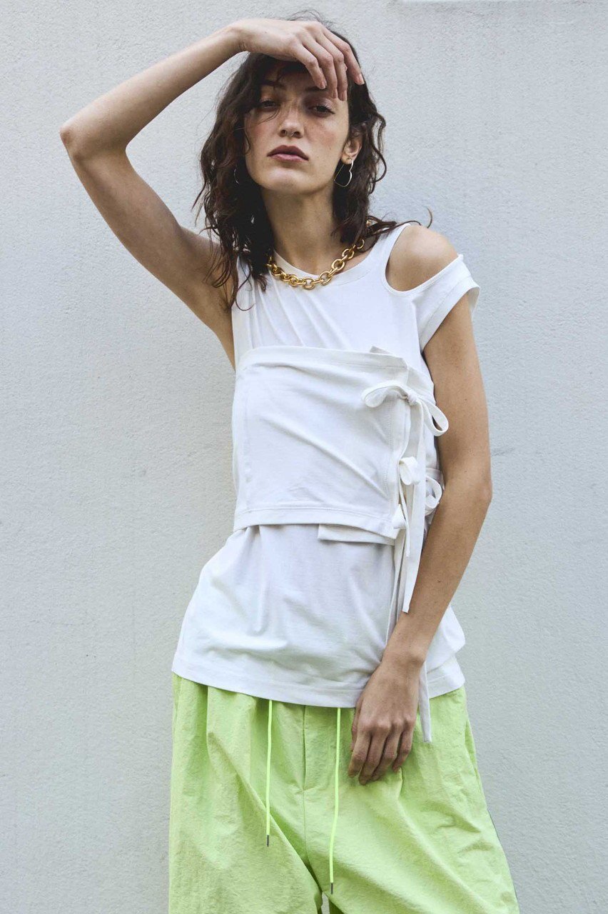 【メゾンスペシャル/MAISON SPECIAL】のRibbon Bare Sleeveless TEE/リボンベアノースリーブTEE 人気、トレンドファッション・服の通販 founy(ファニー) 　ファッション　Fashion　レディースファッション　WOMEN　トップス・カットソー　Tops/Tshirt　キャミソール / ノースリーブ　No Sleeves　シャツ/ブラウス　Shirts/Blouses　ロング / Tシャツ　T-Shirts　カットソー　Cut and Sewn　インナー　Inner　キャミソール　Camisole　シンプル　Simple　セットアップ　Set Up　タンク　Tank　ドレープ　Drape　ノースリーブ　No Sleeve　フェミニン　Feminine　リボン　Ribbon　ワーク　Work　NEW・新作・新着・新入荷　New Arrivals　other-8|ID: prp329100004563655 ipo3291000000032272455
