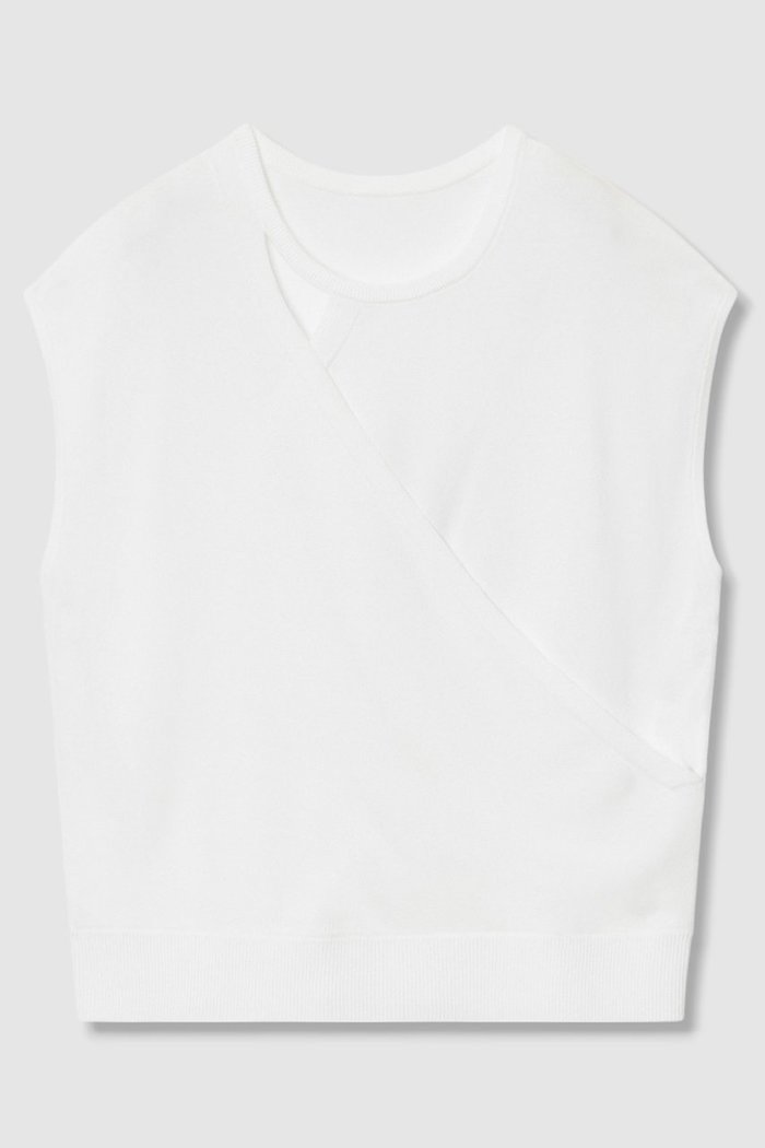 【アナイ/ANAYI】のアシメカシュクールプルオーバー インテリア・キッズ・メンズ・レディースファッション・服の通販 founy(ファニー) https://founy.com/ ファッション Fashion レディースファッション Fashion for Women トップス・カットソー Cut & Sew Tops ニット Knit Tops & Sweaters カジュアルプルオーバー・ニットトップス Pullovers & Knit Tops / Casual Pullovers アシンメトリー Asymmetrical Style インナー Innerwear ジャケット Jacket, Outerwear スリーブ Sleeve, Long Sleeve / Short Sleeve ドロップ Drop Shoulder, Dropped Style フレンチ French, French Style ボトム Bottoms, Lower Wear エレガント 上品 Elegant 再入荷 Restock / Back in Stock |ID: prp329100004565370 ipo3291000000035847508