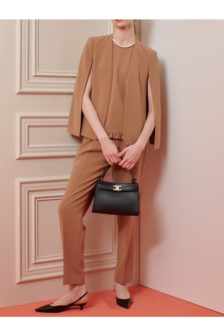 【アルアバイル/allureville】の【LOULOU WILLOUGHBY】リトルブラックケープジャケット A 人気、トレンドファッション・服の通販 founy(ファニー) 　ファッション　Fashion　レディースファッション　WOMEN　アウター　Coat Outerwear　ジャケット　Jackets　コンパクト　Compact　ジャケット　Jacket　ダブル　Double　トレンド　Trend　ポケット　Pocket　NEW・新作・新着・新入荷　New Arrivals　other-8|ID: prp329100004565375 ipo3291000000032286792
