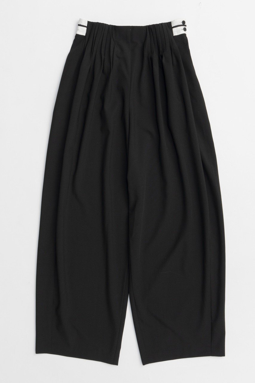 【メゾンスペシャル/MAISON SPECIAL】のPintuck Volume Pants/ピンタックボリュームパンツ インテリア・キッズ・メンズ・レディースファッション・服の通販 founy(ファニー) 　ファッション　Fashion　レディースファッション　WOMEN　パンツ　Pants　ダブル　Double　トレンド　Trend　フィット　Fit　フォルム　Form　フロント　Front　リラックス　Relax　ロング　Long　エレガント 上品　Elegant　NEW・新作・新着・新入荷　New Arrivals　BLK(ブラック)|ID: prp329100004565383 ipo3291000000032286876