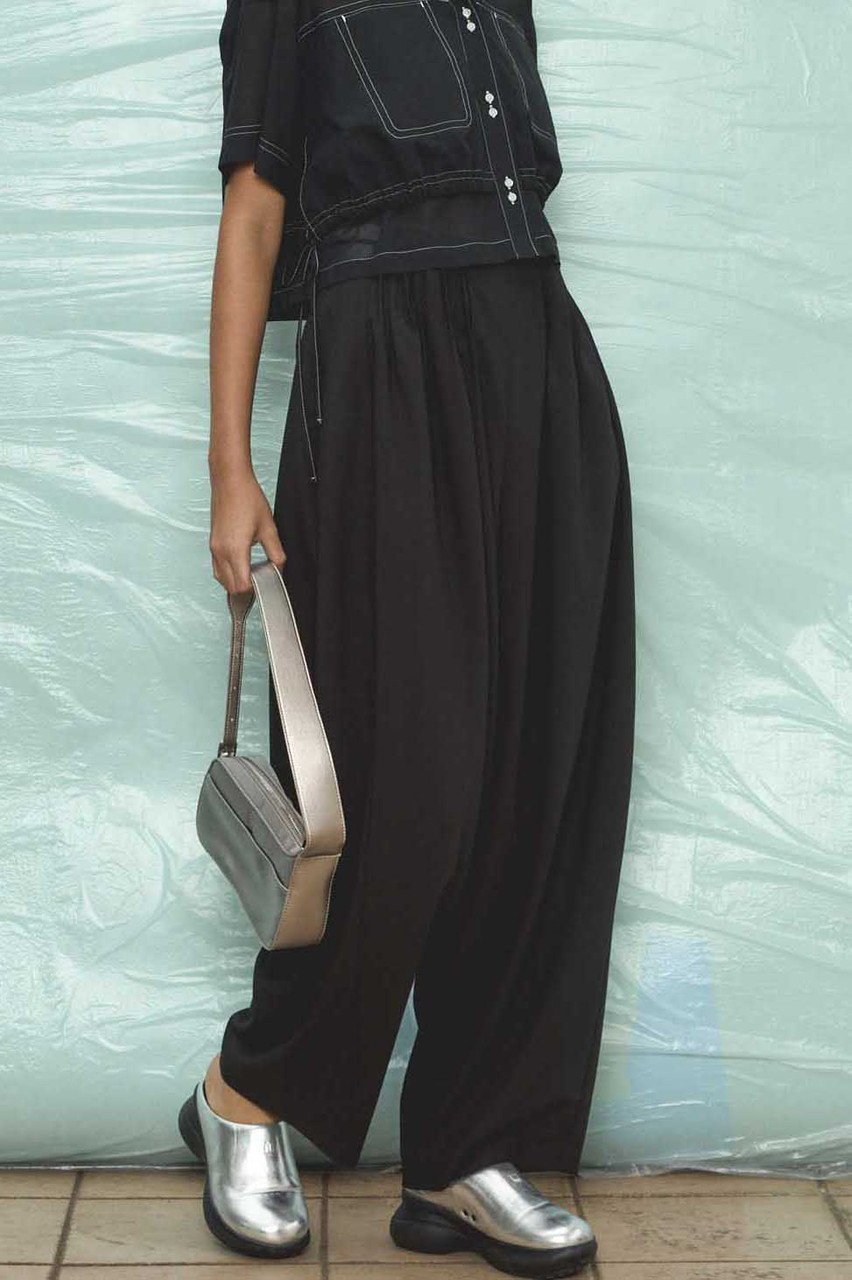 【メゾンスペシャル/MAISON SPECIAL】のPintuck Volume Pants/ピンタックボリュームパンツ 人気、トレンドファッション・服の通販 founy(ファニー) 　ファッション　Fashion　レディースファッション　Fashion for Women　パンツ　Pants & Trousers　ダブル　Double, Double-Breasted　トレンド　Trend, Trending Now　フィット　Fit, Slim Fit　フォルム　Silhouette, Form　フロント　Front, Front Design　リラックス　Relax, Relaxed Fit　ロング　Long, Long-Length　エレガント 上品　Elegant　other-4|ID: prp329100004565383 ipo3291000000035643230