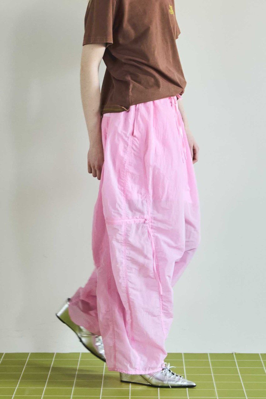 【メゾンスペシャル/MAISON SPECIAL】のSide Zipper Parachute Pants/サイドファスナーパラシュートパンツ 人気、トレンドファッション・服の通販 founy(ファニー) 　ファッション　Fashion　レディースファッション　WOMEN　パンツ　Pants　スポーティ　Sporty　トレンド　Trend　フィット　Fit　ルーズ　Loose　NEW・新作・新着・新入荷　New Arrivals　other-8|ID: prp329100004565390 ipo3291000000032286935