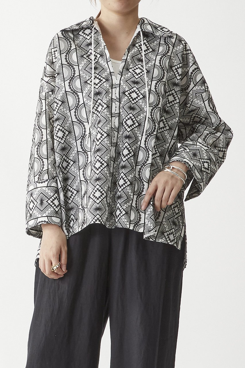 【プルミエ アロンディスモン/1er Arrondissement】のジオメトリックエンブロイダリーキーネックシャツ 人気、トレンドファッション・服の通販 founy(ファニー) 　ファッション　Fashion　レディースファッション　Fashion for Women　トップス・カットソー　Cut & Sew Tops　シャツ・ブラウス・オフィスカジュアル　Elegant Blouses & Button-Ups　アクセサリー　Fashion Accessories　カフス　Cuff Design　スラックス　Slacks, Dress Pants　スリーブ　Sleeve, Long Sleeve / Short Sleeve　ボトム　Bottoms, Lower Wear　リネン　Linen, Linen Fabric　レース　Lace, Lace Fabric　ロング　Long, Long-Length　再入荷　Restock / Back in Stock　other-7|ID: prp329100004565407 ipo3291000000036064563