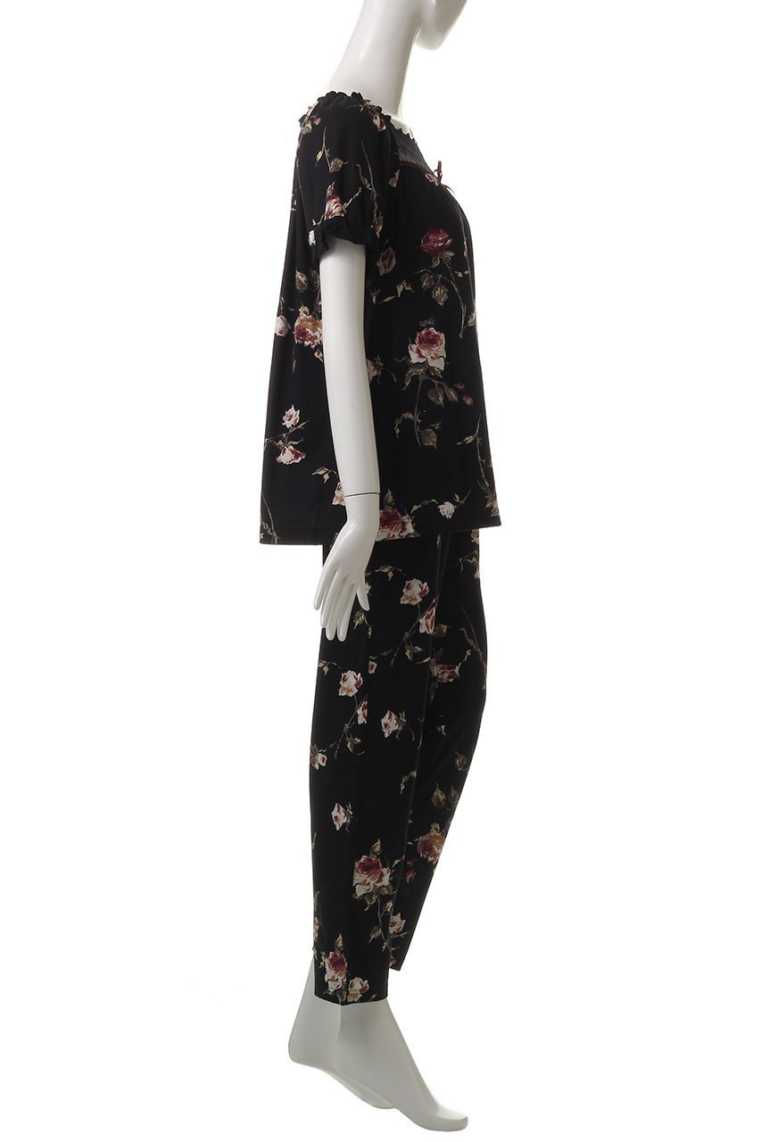 【イクコ/IKUKO】のSZ天竺花柄プリント フロントレースパジャマ 人気、トレンドファッション・服の通販 founy(ファニー) 　ファッション　Fashion　レディースファッション　WOMEN　スリーブ　Sleeve　デコルテ　Decolletage　パジャマ　Pajamas　フロント　Front　プリント　Print　モダン　Modern　リラックス　Relax　レース　Race　エレガント 上品　Elegant　NEW・新作・新着・新入荷　New Arrivals　other-3|ID: prp329100004568716 ipo3291000000032321941