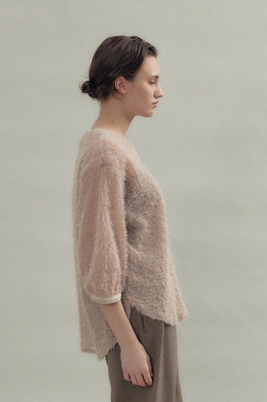 【フローレント/FLORENT】のフェザー チュール トップス 人気、トレンドファッション・服の通販 founy(ファニー) 　ファッション　Fashion　レディースファッション　Fashion for Women　トップス・カットソー　Cut & Sew Tops　シャツ・ブラウス・オフィスカジュアル　Elegant Blouses & Button-Ups　ショート　Short, Short Length　スリーブ　Sleeve, Long Sleeve / Short Sleeve　チュール　Tulip, Tulip Motif　トレンド　Trend, Trending Now　バランス　Balance, Style Balance　フェザー　Feather, Feather Detail　other-8|ID: prp329100004570017 ipo3291000000035560175