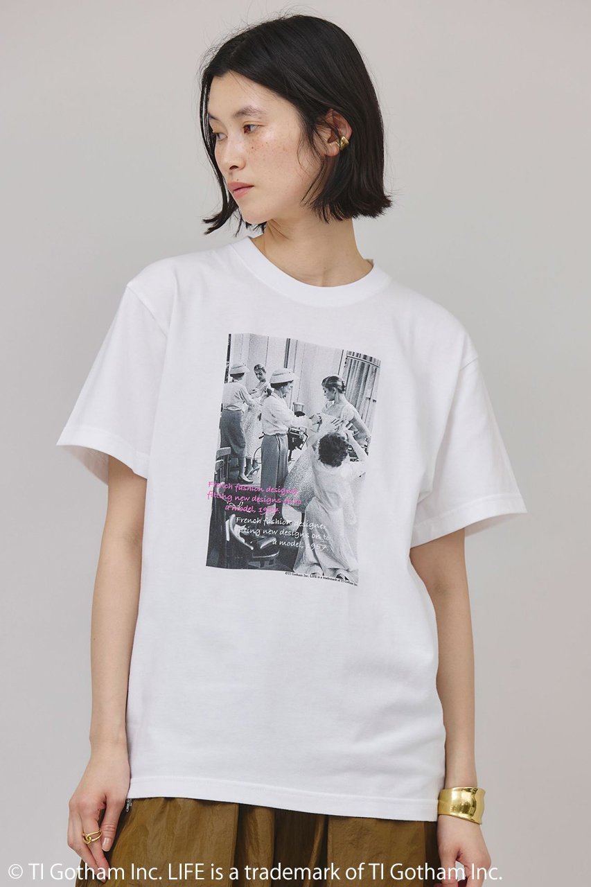 【カレンソロジー/Curensology】の【LIFE PICTURE COLLECTION】別注CHTシャツ(タテ) 人気、トレンドファッション・服の通販 founy(ファニー) 　ファッション　Fashion　レディースファッション　Fashion for Women　トップス・カットソー　Cut & Sew Tops　シャツ・ブラウス・オフィスカジュアル　Elegant Blouses & Button-Ups　ロングTシャツ・Tシャツ　Longline T-Shirts & Tees　カットソー・ベーシックTシャツ　Cut-and-Sewn Tops / Stretch Tees & Basics　おすすめ　Recommended / Our Picks　アクセサリー　Fashion Accessories　インナー　Innerwear　カットソー　Cut and Sewn Top　ショート　Short, Short Length　シンプル　Simple, Minimal　ジャケット　Jacket, Outerwear　スペシャル　Special, Limited Edition　スリーブ　Sleeve, Long Sleeve / Short Sleeve　フロント　Front, Front Design　プリント　Print, Printed Pattern　モノトーン　Monotone, Black and White　別注　Limited Edition, Custom Order　夏　Summer　春　Spring　洗える　Machine Washable　other-2|ID: prp329100004570047 ipo3291000000035311083