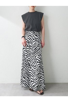 【ウィムガゼット/Whim Gazette】のゼブラ柄フレアスカート 人気、トレンドファッション・服の通販 founy(ファニー) ファッション Fashion レディースファッション WOMEN スカート Skirt Aライン/フレアスカート Flared A-Line Skirts ロングスカート Long Skirt シンプル Simple フレア Flare プリント Print モダン Modern リネン Linen ロング Long NEW・新作・新着・新入荷 New Arrivals |ID:prp329100004570068