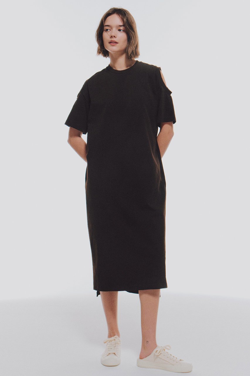 【ルームエイト/Room no.8】のファンクショナル コットン ショルダーオープンドレス 人気、トレンドファッション・服の通販 founy(ファニー) 　ファッション　Fashion　レディースファッション　Fashion for Women　ワンピース　Dresses　フォーマル・パーティードレス・結婚式用ドレス　Elegant & Casual Dresses　チュニック　Tunic Tops & Dresses　カッティング　Cutting Detail　スリット　Slit, Slit Detail　チュニック　Tunic, Long Top　ドレス　Dress, One-Piece　ロング　Long, Long-Length　other-7|ID: prp329100004570090 ipo3291000000032795067