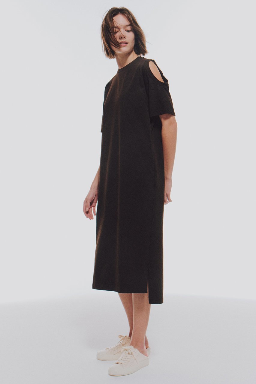【ルームエイト/Room no.8】のファンクショナル コットン ショルダーオープンドレス 人気、トレンドファッション・服の通販 founy(ファニー) 　ファッション　Fashion　レディースファッション　Fashion for Women　ワンピース　Dresses　フォーマル・パーティードレス・結婚式用ドレス　Elegant & Casual Dresses　チュニック　Tunic Tops & Dresses　カッティング　Cutting Detail　スリット　Slit, Slit Detail　チュニック　Tunic, Long Top　ドレス　Dress, One-Piece　ロング　Long, Long-Length　other-8|ID: prp329100004570090 ipo3291000000032795070