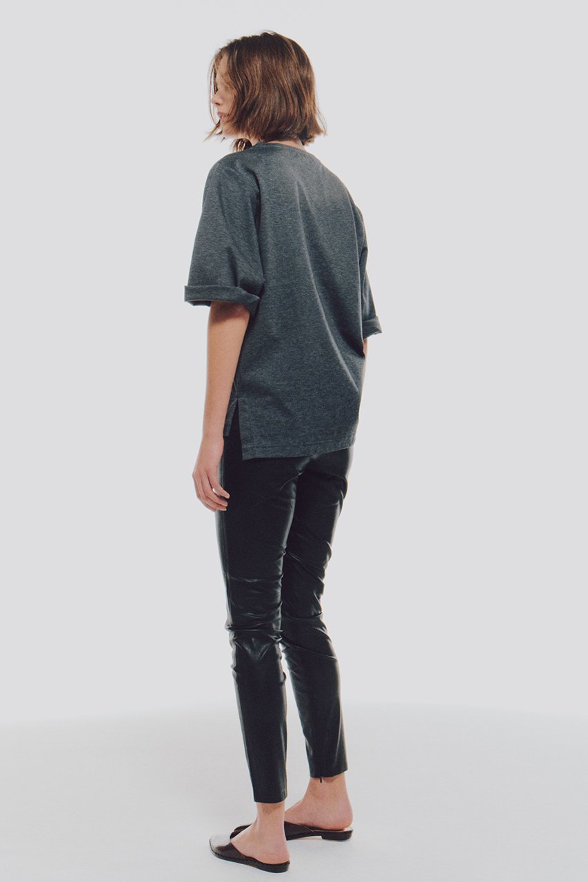 【ルームエイト/Room no.8】のスーピマコットン ハーフスリーブトップス 人気、トレンドファッション・服の通販 founy(ファニー) 　ファッション　Fashion　レディースファッション　Fashion for Women　トップス・カットソー　Cut & Sew Tops　シャツ・ブラウス・オフィスカジュアル　Elegant Blouses & Button-Ups　ロングTシャツ・Tシャツ　Longline T-Shirts & Tees　カットソー・ベーシックTシャツ　Cut-and-Sewn Tops / Stretch Tees & Basics　ショート　Short, Short Length　シンプル　Simple, Minimal　スリーブ　Sleeve, Long Sleeve / Short Sleeve　リラックス　Relax, Relaxed Fit　エレガント 上品　Elegant　再入荷　Restock / Back in Stock　other-7|ID: prp329100004570097 ipo3291000000032967580