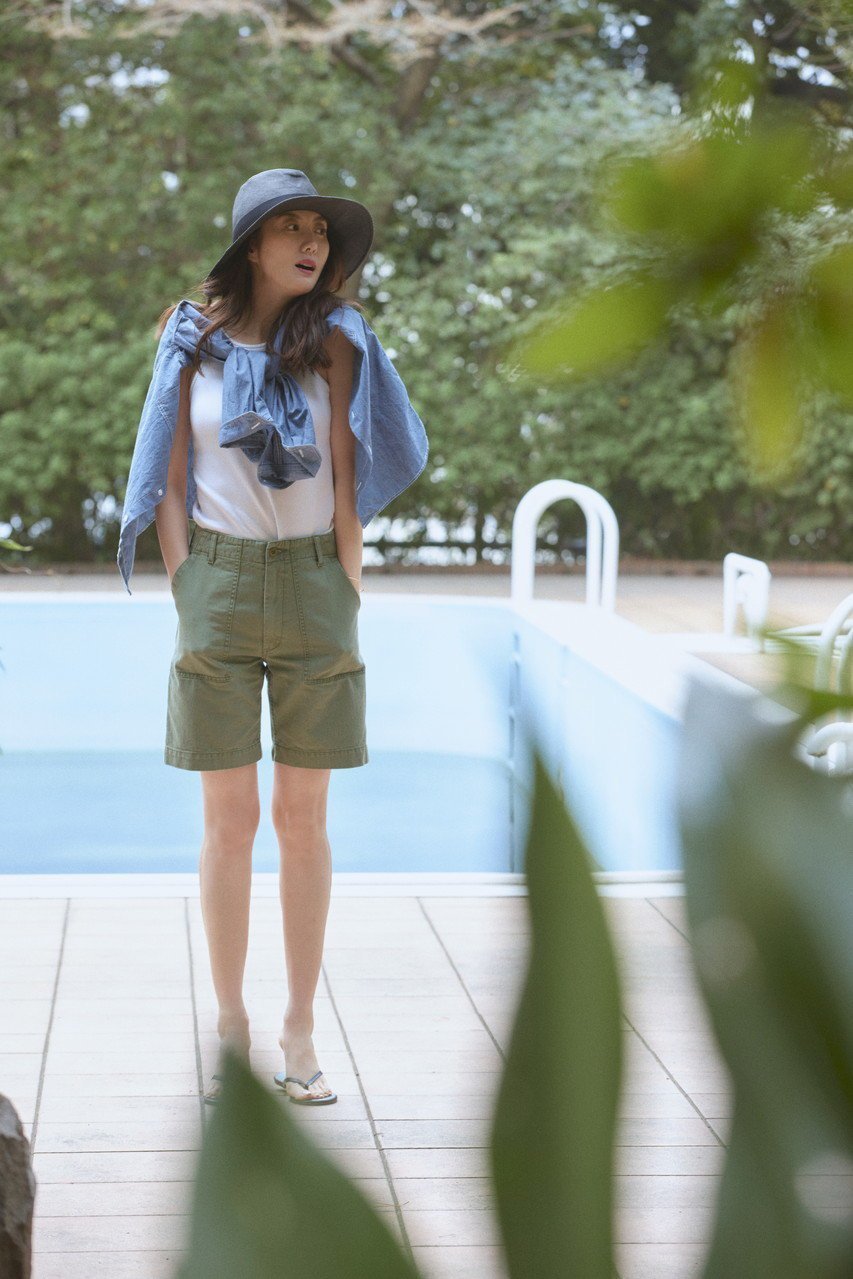 【マイ ウィークネス/MY WEAKNESS】のFatigue Shorts 人気、トレンドファッション・服の通販 founy(ファニー) 　ファッション　Fashion　レディースファッション　Fashion for Women　パンツ　Pants & Trousers　ショートパンツ・ハーフパンツ　High-Waisted & Relaxed Shorts　ショート　Short, Short Length　ジャケット　Jacket, Outerwear　ダブル　Double, Double-Breasted　フィット　Fit, Slim Fit　フラップ　Flap, Flap Pocket　フロント　Front, Front Design　ポケット　Pocket, Pocket Detail　ミリタリー　Military, Army Style　リラックス　Relax, Relaxed Fit　ヴィンテージ　Vintage Style　other-7|ID: prp329100004570124 ipo3291000000032794955