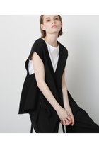 【ヒューエルミュージアム/hueLe Museum】の【STUMBLY】Back Peplum Gilet 人気、トレンドファッション・服の通販 founy(ファニー) ファッション Fashion レディースファッション Fashion for Women アウター Coat / Outerwear Collection トップス・カットソー Cut & Sew Tops シャツ・ブラウス・オフィスカジュアル Elegant Blouses & Button-Ups ベスト&ジレ / 重ね着スタイル Vests & Gilets スリーブ Sleeve, Long Sleeve / Short Sleeve フレア Flare, Flared フロント Front, Front Design ペプラム Peplum, Flared Hem ロング Long, Long-Length 再入荷 Restock / Back in Stock 切替 Switching, Contrast Panel 定番 Standard, Basic Item thumbnail ブラック|ID: prp329100004570160 ipo3291000000032809534