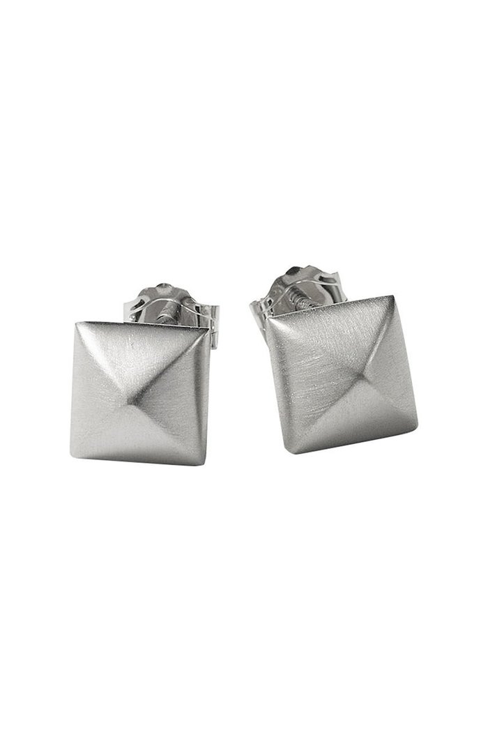 【カドー/CADEAUX】のシルバースタッズ ピアス インテリア・キッズ・メンズ・レディースファッション・服の通販 founy(ファニー) https://founy.com/ ファッション Fashion レディースファッション Fashion for Women ジュエリー Jewelry ファッションリング Fashion Rings イヤリング・フープ・ドロップタイプ Hoop, Drop & Clip Earrings おすすめ Recommended / Our Picks イヤリング Earrings クール Cool, Chic |ID: prp329100004571549 ipo3291000000036205822