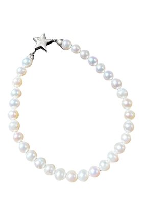 【カドー/CADEAUX】 星クラスプブレスレット人気、トレンドファッション・服の通販 founy(ファニー) ファッション Fashion レディースファッション Fashion for Women ジュエリー Jewelry チェーン＆カフブレスレット Cuff & Chain Bracelets バングル・カフブレスレット Bangles & Cuff Bracelets シンプル Simple, Minimal チェーン Chain, Chain Strap パール Pearl, Pearl Accent ブレスレット Bracelet, Wristband マグネット Magnet, Magnetic Closure 腕時計 Wristwatch |ID:prp329100004571554