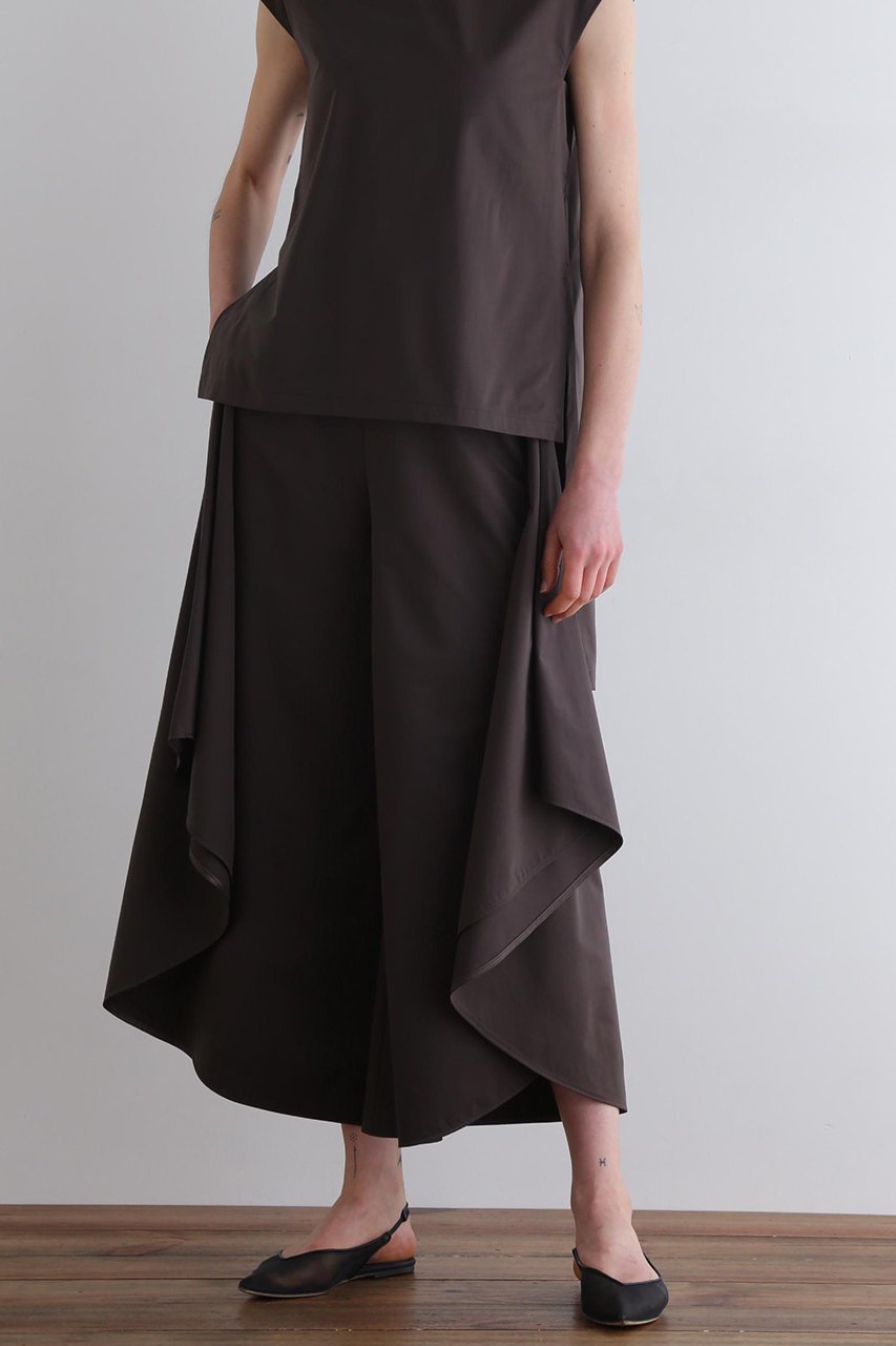 【ル フィル/LE PHIL】のテックスブリッドハイゲージパンツ 人気、トレンドファッション・服の通販 founy(ファニー) 　ファッション　Fashion　レディースファッション　Fashion for Women　パンツ　Pants & Trousers　おすすめ　Recommended / Our Picks　エレガント 上品　Elegant　ストレッチ　Stretch, Stretchy Fabric　ドレープ　Drape, Draping Fabric　ラッフル　Ruffle, Frill　other-2|ID: prp329100004571636 ipo3291000000036640708