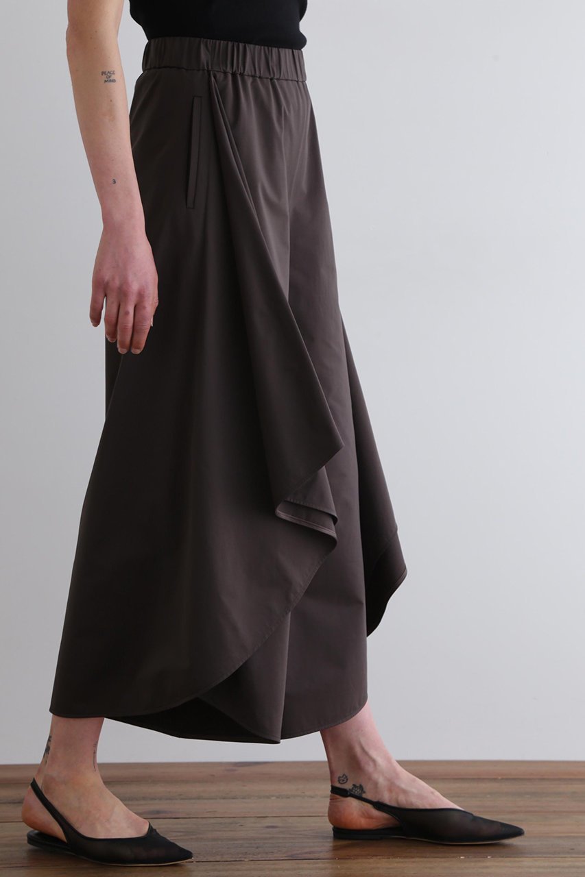 【ル フィル/LE PHIL】のテックスブリッドハイゲージパンツ 人気、トレンドファッション・服の通販 founy(ファニー) 　ファッション　Fashion　レディースファッション　Fashion for Women　パンツ　Pants & Trousers　おすすめ　Recommended / Our Picks　エレガント 上品　Elegant　ストレッチ　Stretch, Stretchy Fabric　ドレープ　Drape, Draping Fabric　ラッフル　Ruffle, Frill　other-6|ID: prp329100004571636 ipo3291000000036640712