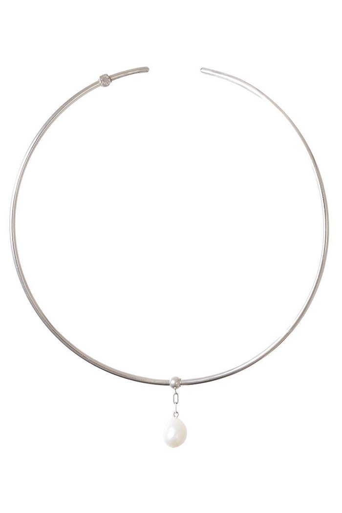 【プラウ/PLOW】のPearlチェーンチャーム チョーカー インテリア・キッズ・メンズ・レディースファッション・服の通販 founy(ファニー) https://founy.com/ ファッション Fashion レディースファッション Fashion for Women ジュエリー Jewelry ネックレス Necklaces & Pendants エレガント 上品 Elegant シルバー Silver, Metallic Silver シンプル Simple, Minimal スタイリッシュ Stylish, Fashionable タートルネック Turtleneck, High Neck チェーン Chain, Chain Strap チャーム Charm, Pendant チョーカー Tulle, Mesh Fabric ドレス Dress, One-Piece ネックレス Necklace, Pendant Necklace パール Pearl, Pearl Accent ベーシック Basic, Essential |ID: prp329100004571664 ipo3291000000035790064