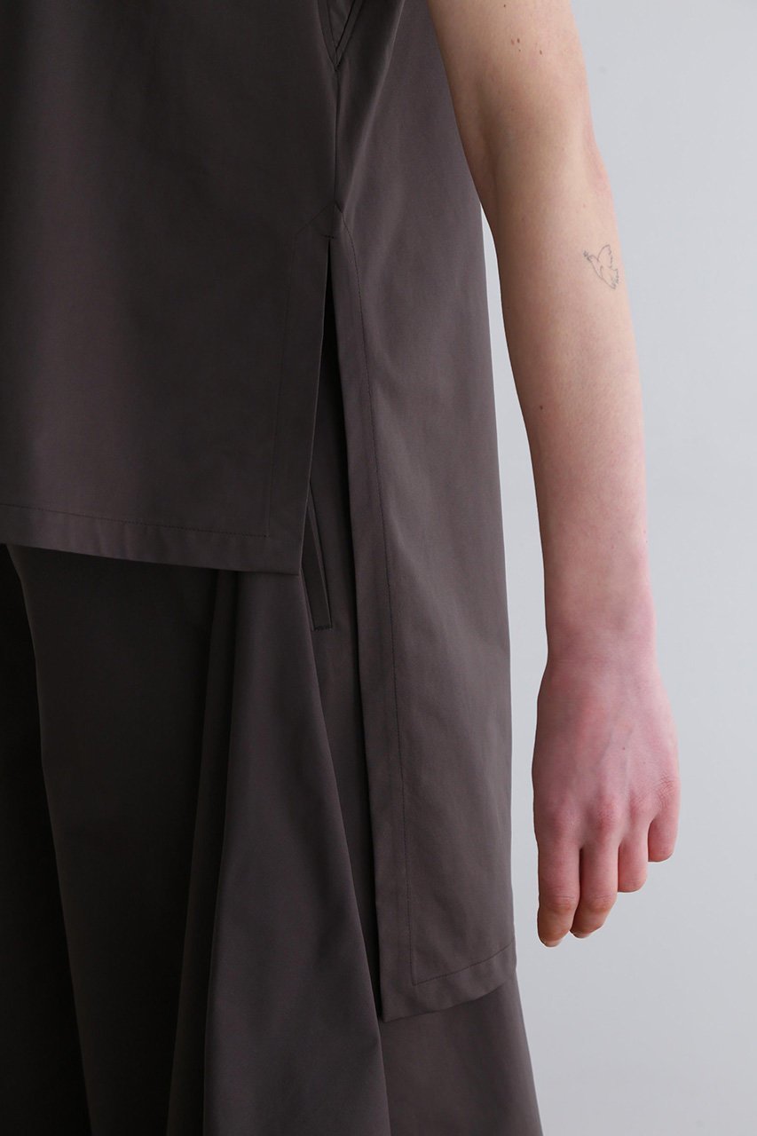 【ル フィル/LE PHIL】のテックスブリッドハイゲージブラウス 人気、トレンドファッション・服の通販 founy(ファニー) 　ファッション　Fashion　レディースファッション　Fashion for Women　トップス・カットソー　Cut & Sew Tops　キャミソール&ノースリーブ　Camisoles & Sleeveless Tops　シャツ・ブラウス・オフィスカジュアル　Elegant Blouses & Button-Ups　おすすめ　Recommended / Our Picks　カッティング　Cutting Detail　シンプル　Simple, Minimal　ストレッチ　Stretch, Stretchy Fabric　ノースリーブ　Sleeveless, No-Sleeve　other-8|ID: prp329100004571669 ipo3291000000035700601