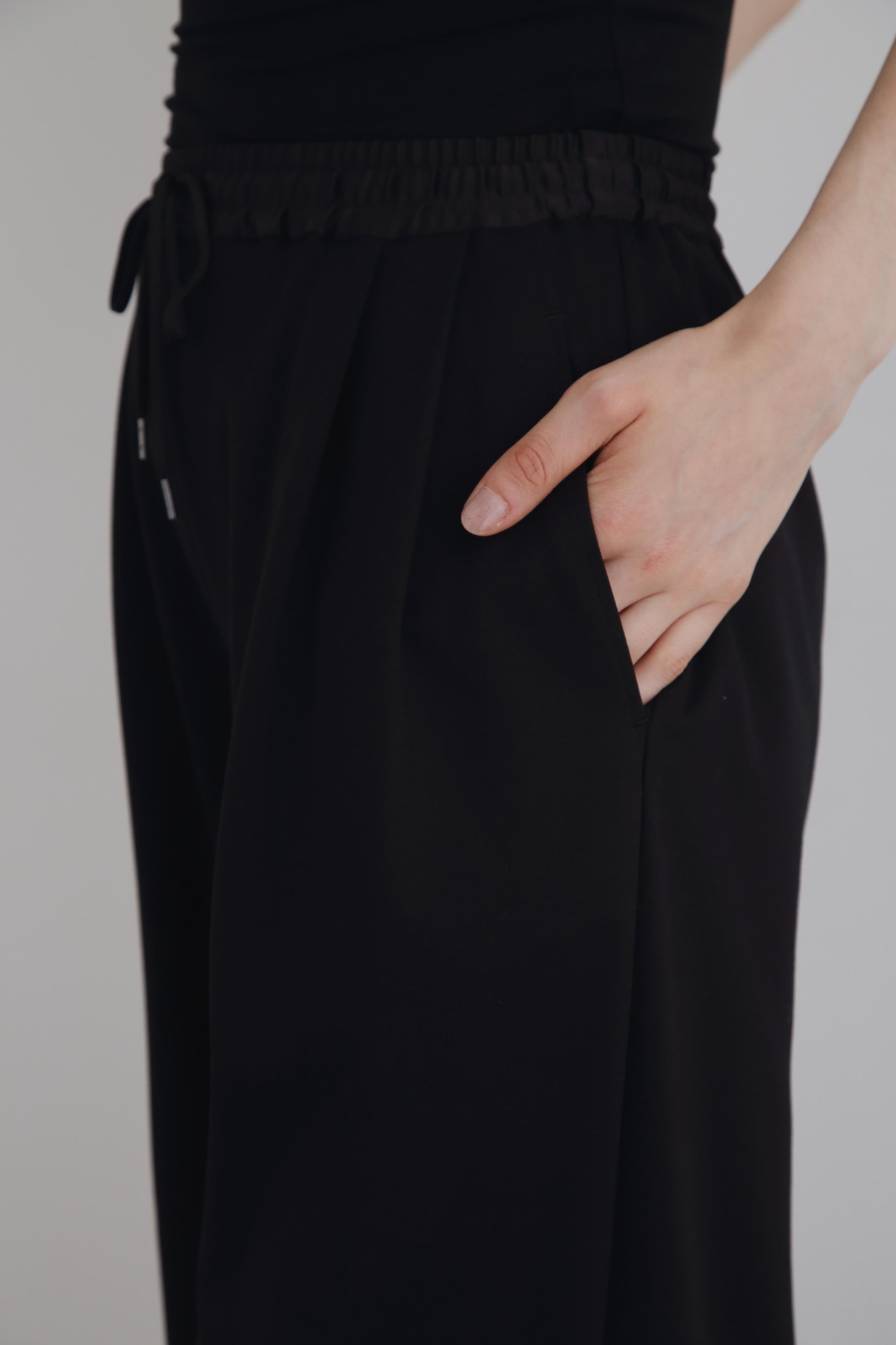 【ル フィル/LE PHIL】のヴィスポンチワイドパンツ 人気、トレンドファッション・服の通販 founy(ファニー) 　ファッション　Fashion　レディースファッション　Fashion for Women　パンツ　Pants & Trousers　ストレッチ　Stretch, Stretchy Fabric　ビッグ　Big, Oversized　ワイド　Wide, Wide Fit　other-7|ID: prp329100004571670 ipo3291000000036825439