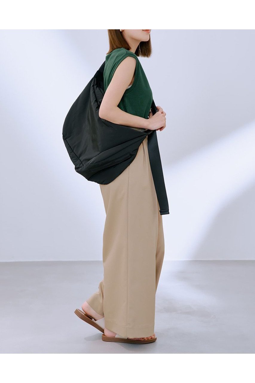 【エストラータ/STRATA】の【COHINA】パデッドキャリーオンショルダーバッグ 人気、トレンドファッション・服の通販 founy(ファニー) 　ファッション　Fashion　レディースファッション　WOMEN　バッグ　Bag　おすすめ　Recommend　ショルダー　Shoulder　シンプル　Simple　ポケット　Pocket　人気　Popularity　NEW・新作・新着・新入荷　New Arrivals　旅行　Travel　other-2|ID: prp329100004572942 ipo3291000000032362770