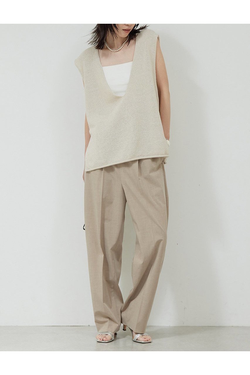 【ガリャルダガランテ/GALLARDAGALANTE】のテーパードタックパンツ 人気、トレンドファッション・服の通販 founy(ファニー) 　ファッション　Fashion　レディースファッション　WOMEN　パンツ　Pants　なめらか　Smooth　エレガント 上品　Elegant　サンダル　Sandals　センター　Center　NEW・新作・新着・新入荷　New Arrivals　other-2|ID: prp329100004572947 ipo3291000000032362811