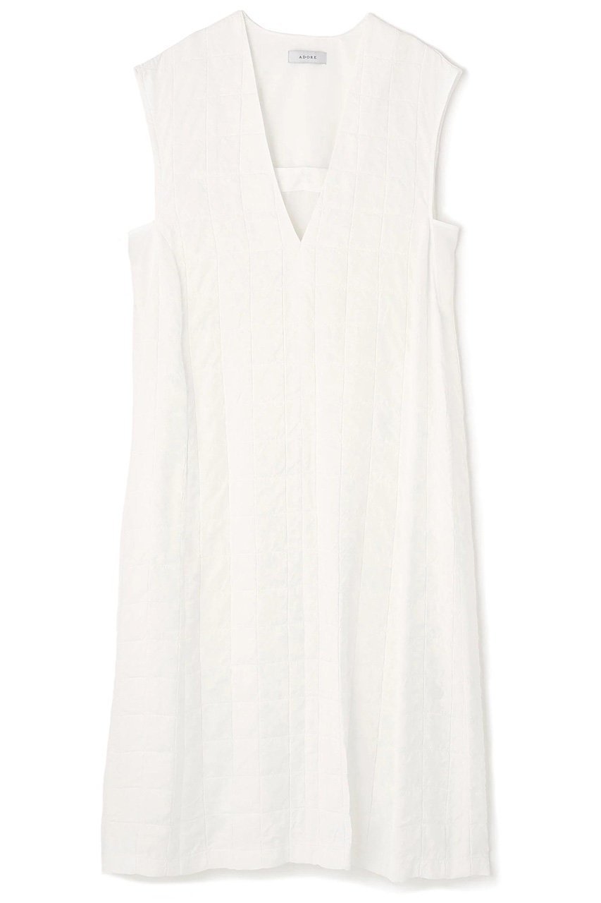 【アドーア/ADORE】のシュリンクWジャガードワンピース インテリア・キッズ・メンズ・レディースファッション・服の通販 founy(ファニー) 　ファッション　Fashion　レディースファッション　WOMEN　ワンピース　Dress　チュニック　Tunic　ジャカード　Jacquard　スクエア　Square　チュニック　Tunic　ドレス　Dress　ドレープ　Drape　モチーフ　Motif　NEW・新作・新着・新入荷　New Arrivals　ホワイト|ID: prp329100004572967 ipo3291000000032362953