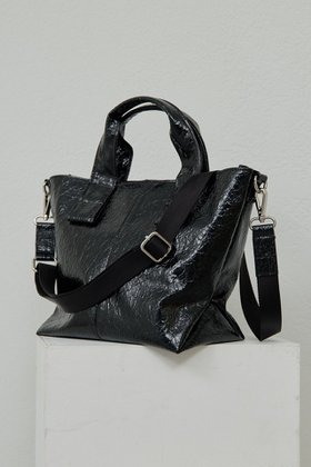 【ガリャルダガランテ/GALLARDAGALANTE】 【2.718】パテントMIDIトート人気、トレンドファッション・服の通販 founy(ファニー) ファッション Fashion レディースファッション WOMEN バッグ Bag おすすめ Recommend コンパクト Compact ショルダー Shoulder シンプル Simple ポケット Pocket NEW・新作・新着・新入荷 New Arrivals |ID:prp329100004573005