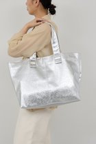 【ガリャルダガランテ/GALLARDAGALANTE】の【2.718】パテントBIGトート 人気、トレンドファッション・服の通販 founy(ファニー) ファッション Fashion レディースファッション WOMEN バッグ Bag おすすめ Recommend シンプル Simple スタイリッシュ Stylish NEW・新作・新着・新入荷 New Arrivals ビジネス 仕事 通勤 Business thumbnail シルバー|ID: prp329100004573007 ipo3291000000032363238