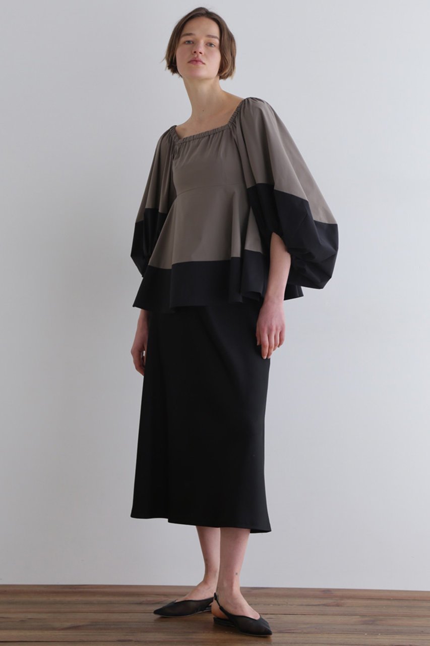 【ル フィル/LE PHIL】のSOLOTEXブロード配色ボリュームスリーブブラウス 人気、トレンドファッション・服の通販 founy(ファニー) ファッション Fashion レディースファッション Fashion for Women トップス・カットソー Cut & Sew Tops シャツ・ブラウス・オフィスカジュアル Elegant Blouses & Button-Ups ボリューム袖・フリルスリーブブラウス Voluminous & Ruffle Sleeves / Puffy Sleeve Tops おすすめ Recommended / Our Picks スリーブ Sleeve, Long Sleeve / Short Sleeve バランス Balance, Style Balance ビッグ Big, Oversized フェミニン Feminine, Girly ブロード Broadcloth, Fine Cotton ロング Long, Long-Length 定番 Standard, Basic Item other-5|ID: prp329100004573899 ipo3291000000036071136