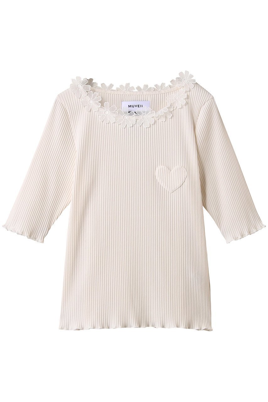 【ミュベール/MUVEIL】のフラワーレース付きハートパッチTシャツ 人気、トレンドファッション・服の通販 founy(ファニー) ファッション Fashion レディースファッション Fashion for Women トップス・カットソー Cut & Sew Tops シャツ・ブラウス・オフィスカジュアル Elegant Blouses & Button-Ups ロングTシャツ・Tシャツ Longline T-Shirts & Tees カットソー・ベーシックTシャツ Cut-and-Sewn Tops / Stretch Tees & Basics インナー Innerwear ショート Short, Short Length シンプル Simple, Minimal スリーブ Sleeve, Long Sleeve / Short Sleeve パッチ Patch, Appliqué フラワー Flower, Floral レース Lace, Lace Fabric ワイド Wide, Wide Fit other-1|ID: prp329100004575710 ipo3291000000035340749