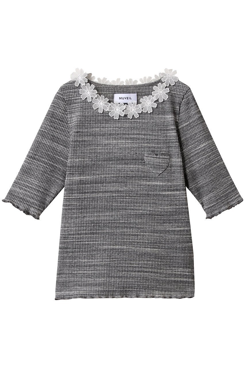 【ミュベール/MUVEIL】のフラワーレース付きハートパッチTシャツ インテリア・キッズ・メンズ・レディースファッション・服の通販 founy(ファニー) ファッション Fashion レディースファッション Fashion for Women トップス・カットソー Cut & Sew Tops シャツ・ブラウス・オフィスカジュアル Elegant Blouses & Button-Ups ロングTシャツ・Tシャツ Longline T-Shirts & Tees カットソー・ベーシックTシャツ Cut-and-Sewn Tops / Stretch Tees & Basics インナー Innerwear ショート Short, Short Length シンプル Simple, Minimal スリーブ Sleeve, Long Sleeve / Short Sleeve パッチ Patch, Appliqué フラワー Flower, Floral レース Lace, Lace Fabric ワイド Wide, Wide Fit グレー|ID: prp329100004575710 ipo3291000000035340753
